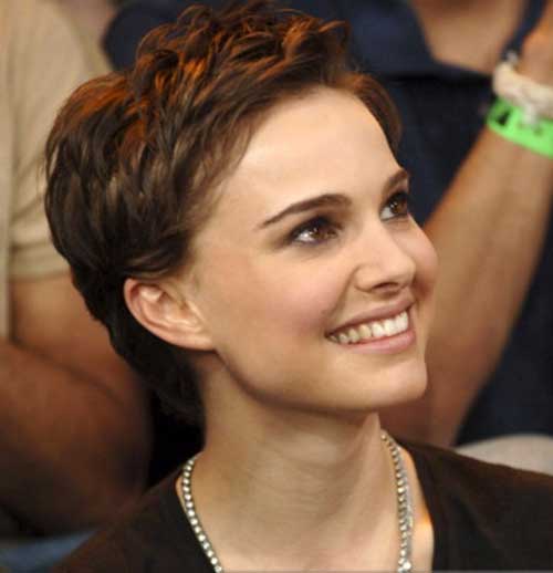 Roztomilý Pixie Cut Natalie Portman