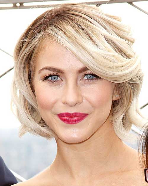 Julianne Hough Klas Bob Saç Modelleri