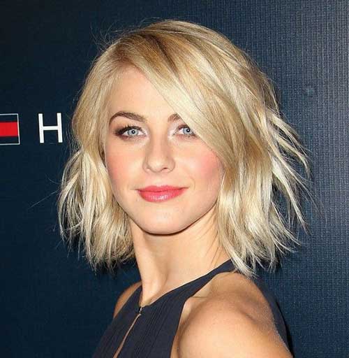 Julianne Hough Dalgalı Bob Kesimler