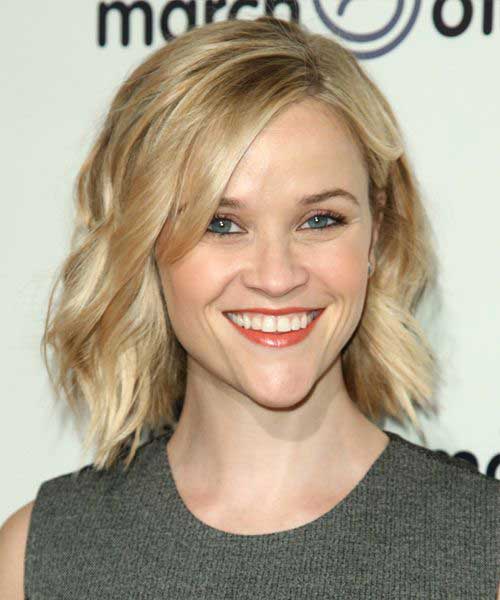 Reese Witherspoon rövid, hullámos finom hajvágás