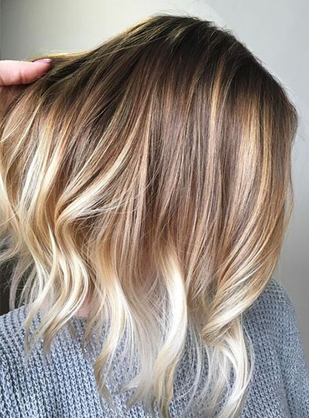 Csinos frizura, szőke színű balayage Pretty