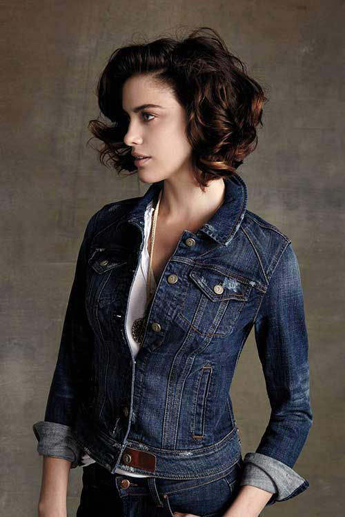 Curly Dark Bob frisyrer for kvinner