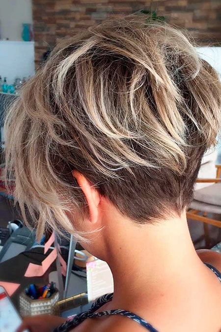 Messy Pixie Haircut, Women Bob Choppy Blonde