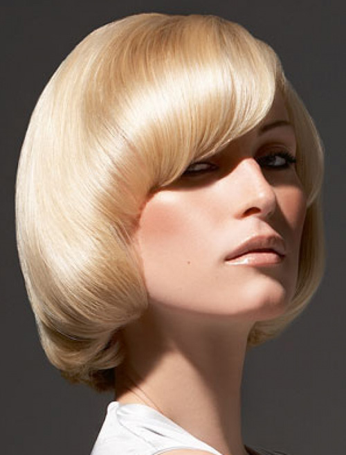 Korte trendy blonde hårklipp 2012