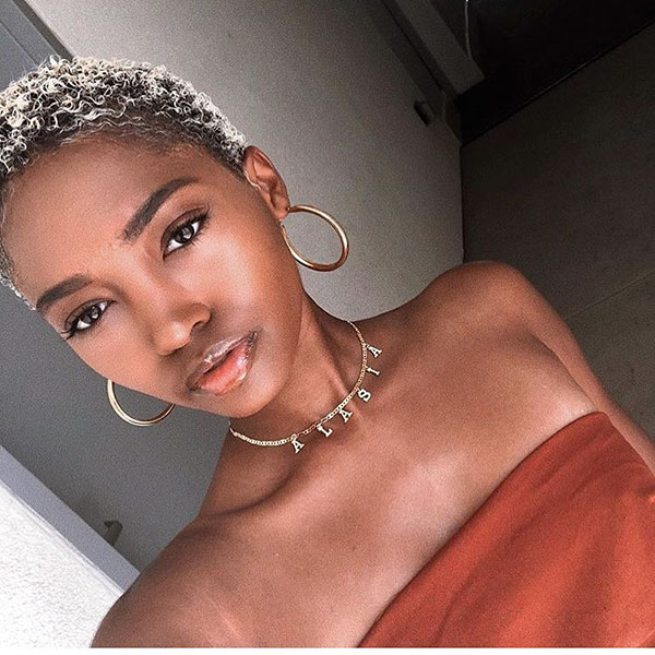 Siyah Kadınlar İçin Kısa Saç Modelleri 2019