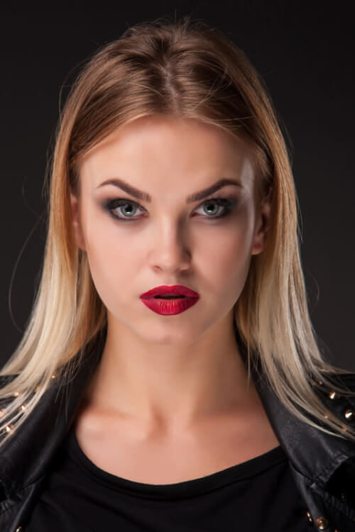 Brunetista vaaleaan blondiin