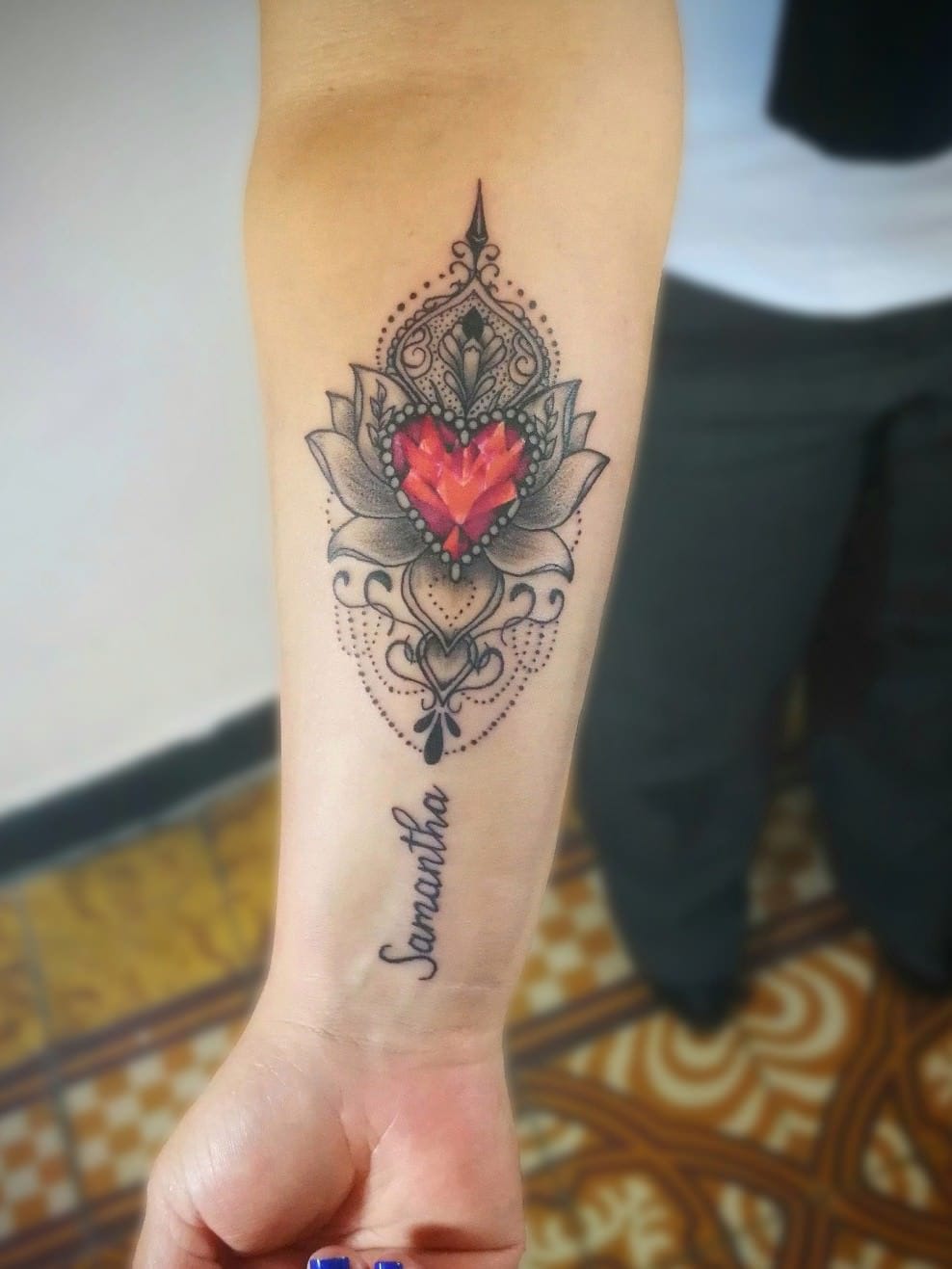 Mandala Kalp Dövmesi