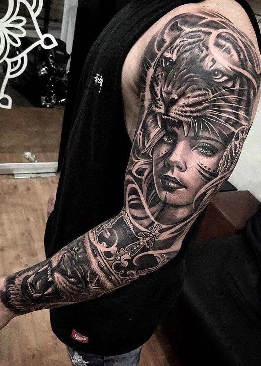 Portrétní tetování na rukávu