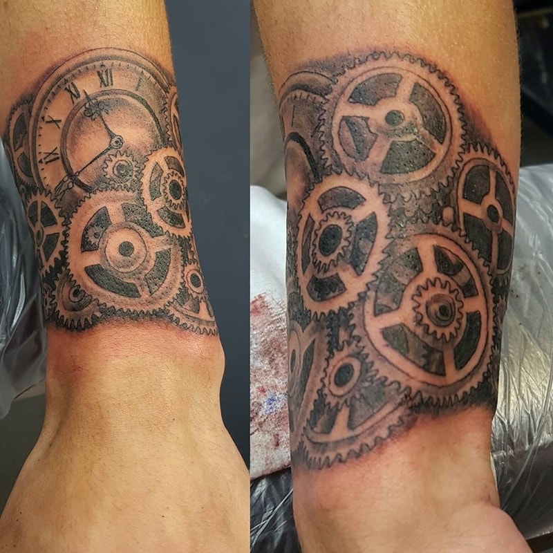 Steampunk óra és fogaskerekek