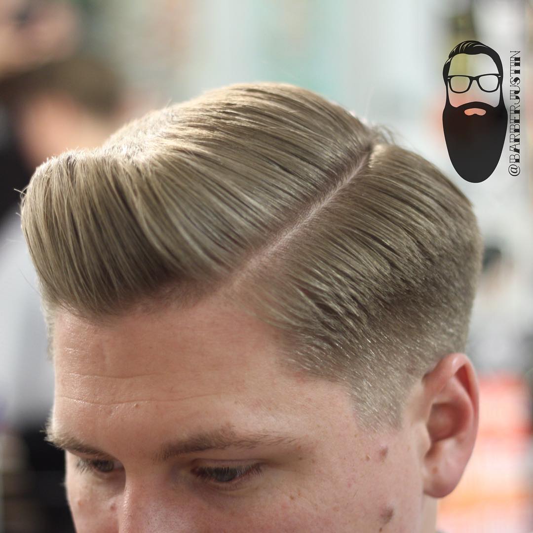 barberjustin oldalrész pompadour frizura férfiaknak