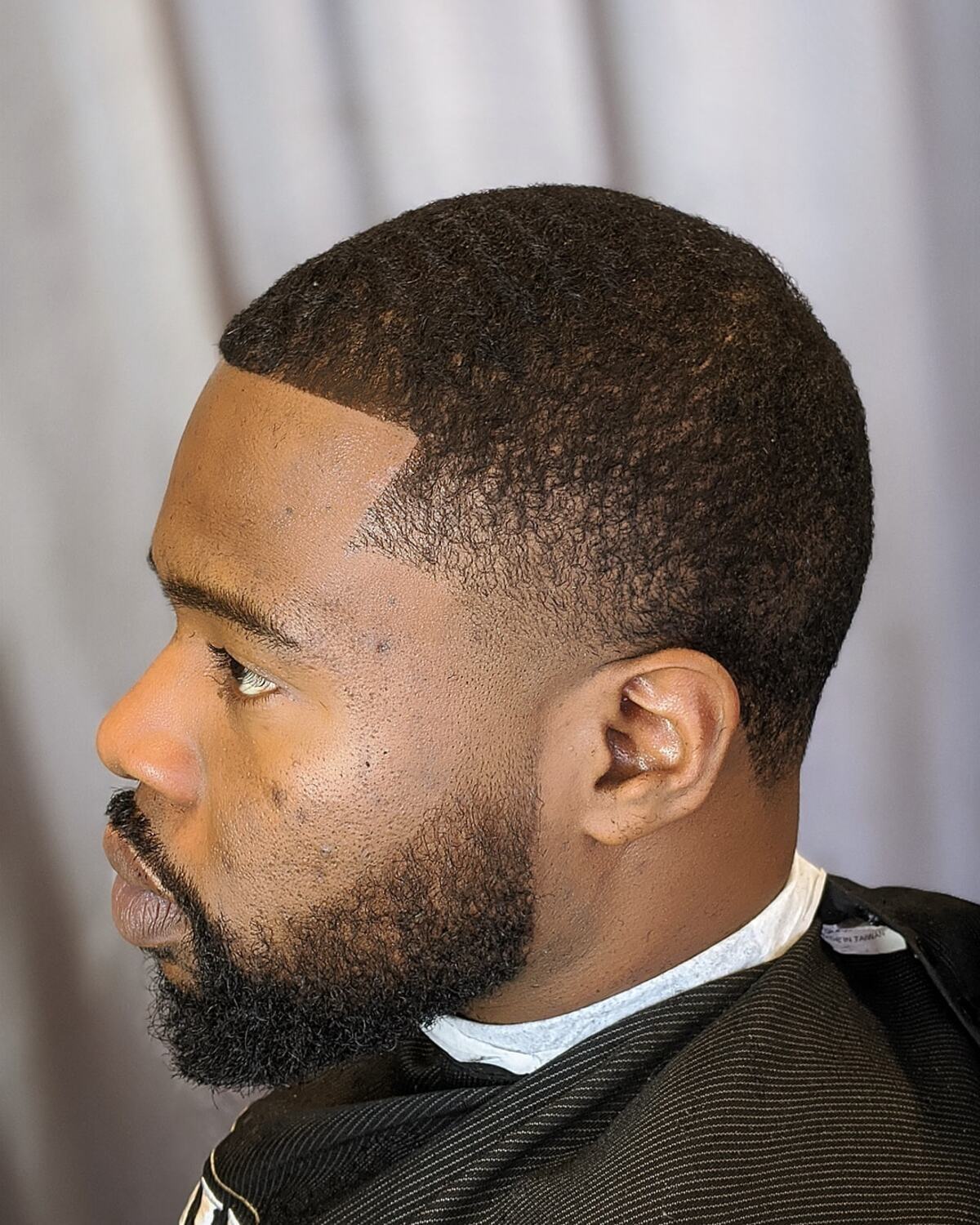 Beard Fade Cut pro Black Man