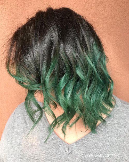 Černé a zelené vlasy Ombre
