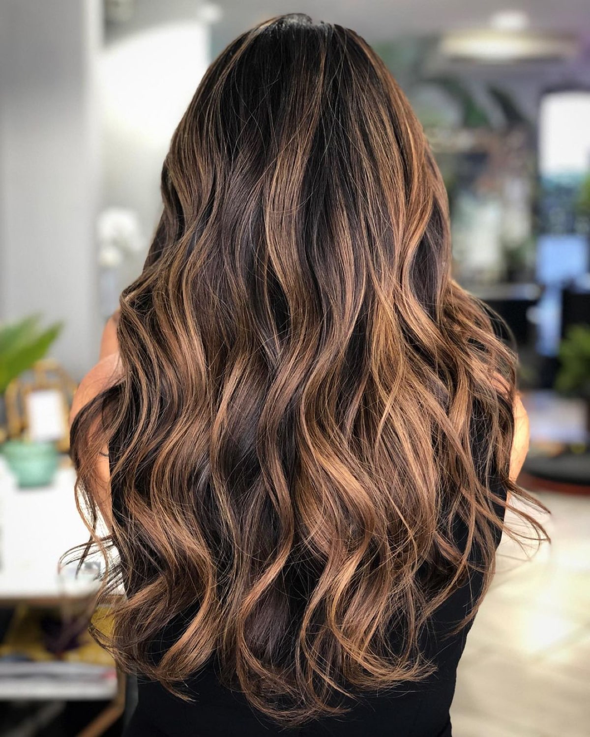Karamell Balayage på brunt hår