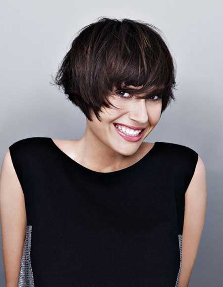 Svůdný absolvent Bob Cut