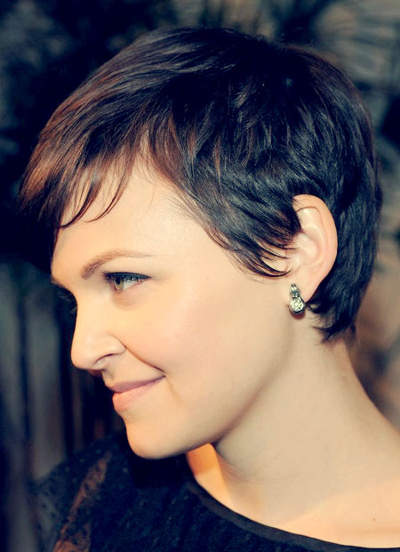 Ginnifer Goodwin lyhyet hiukset sivukuva