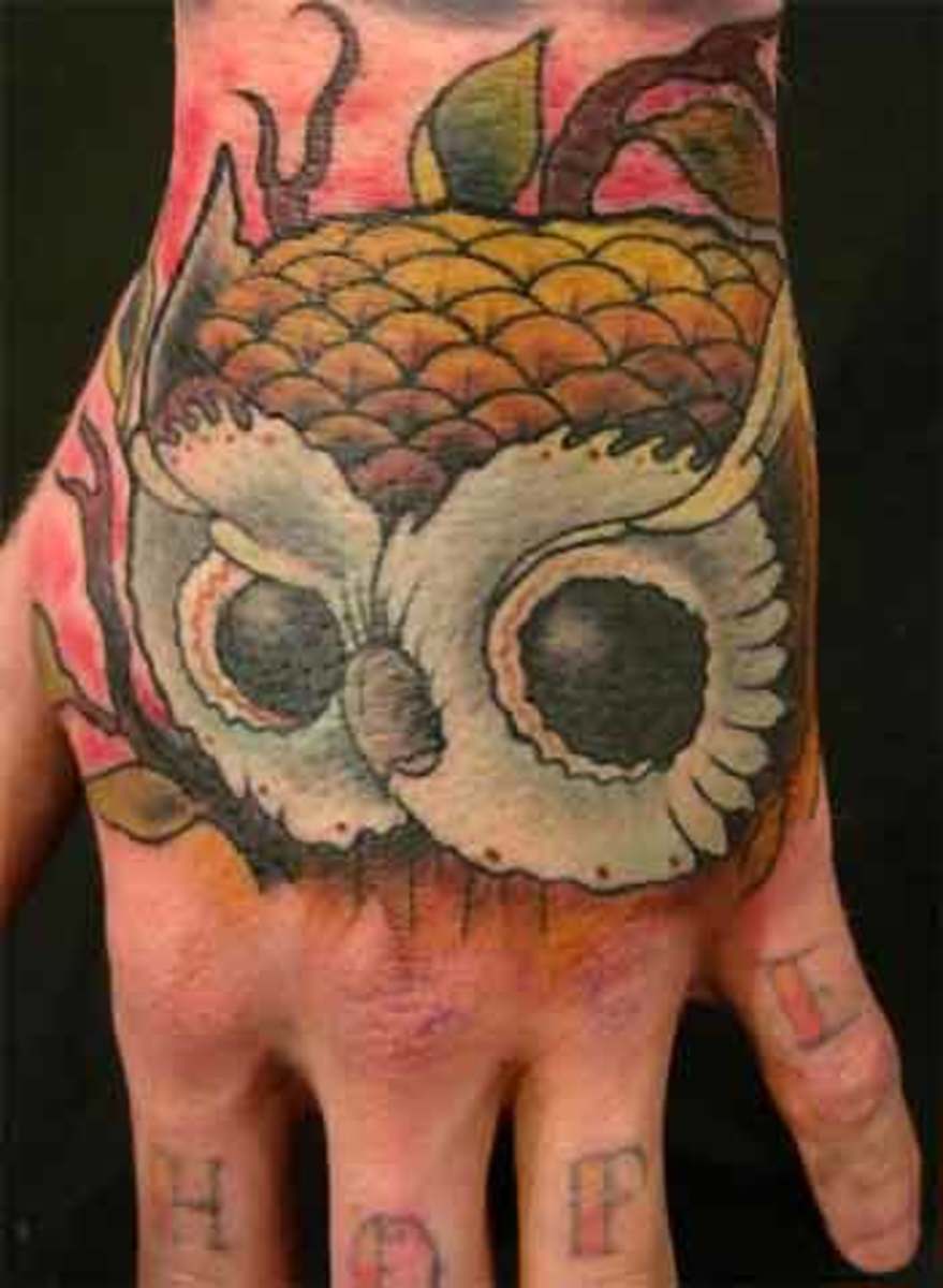 Bagoly kézi tetoválás