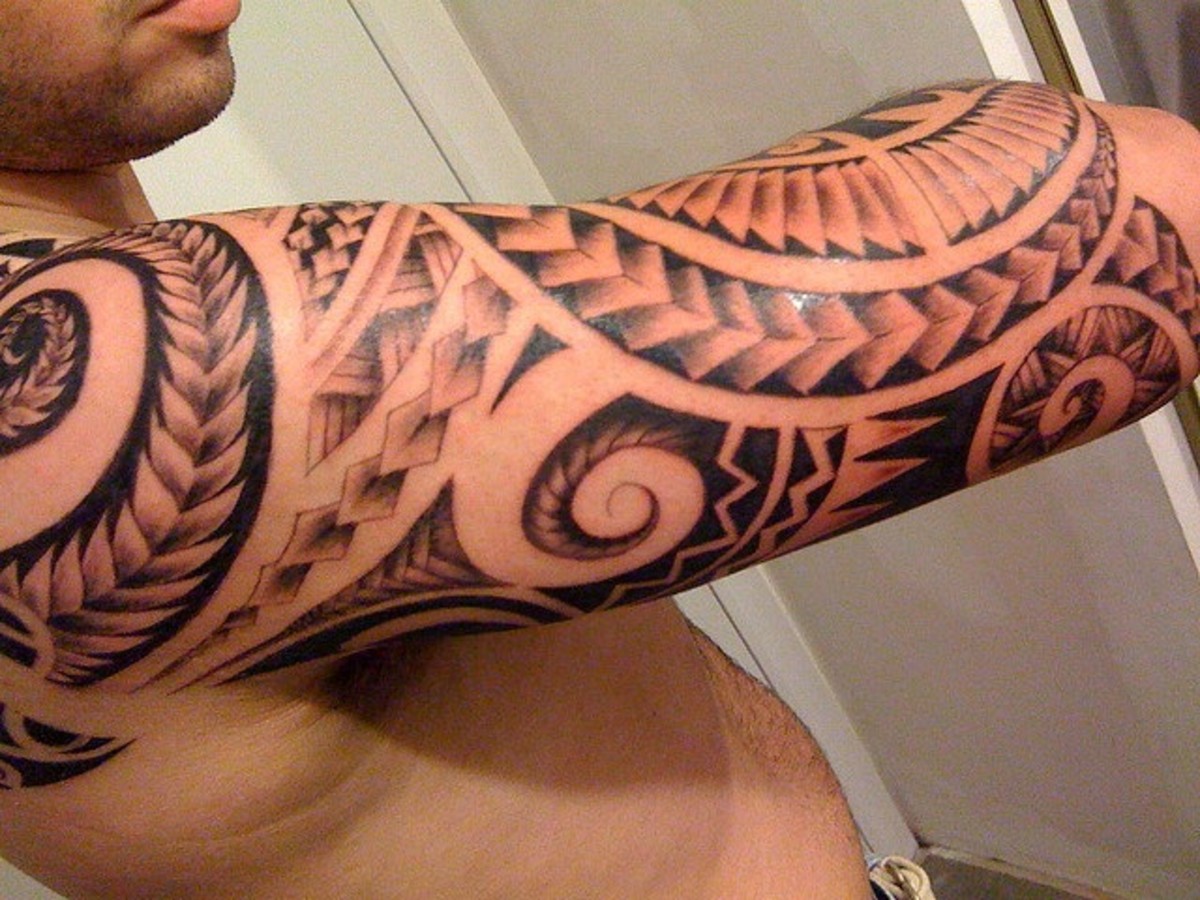 Polynesialainen tatuointi.