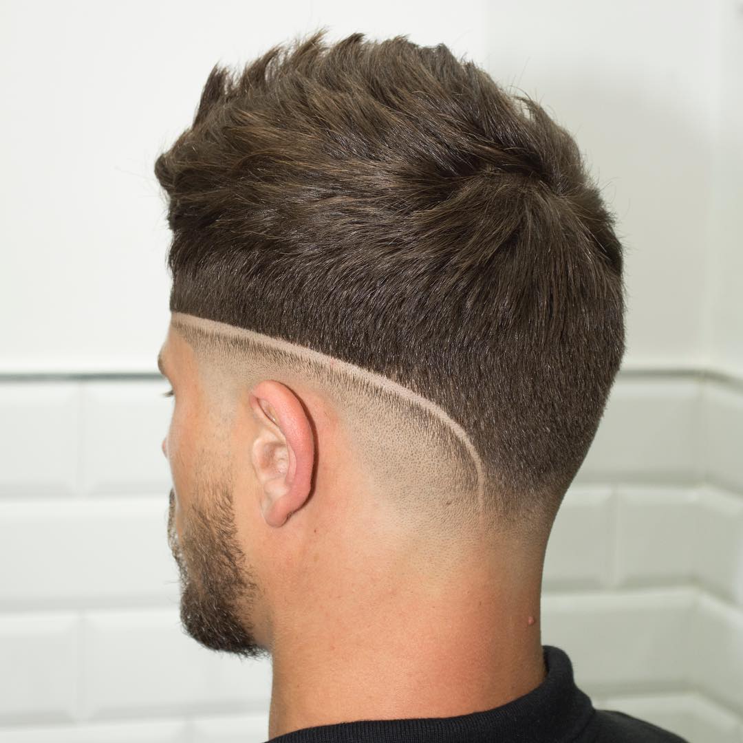 javi_thebarber_ kirurgisk del kort herreklipp
