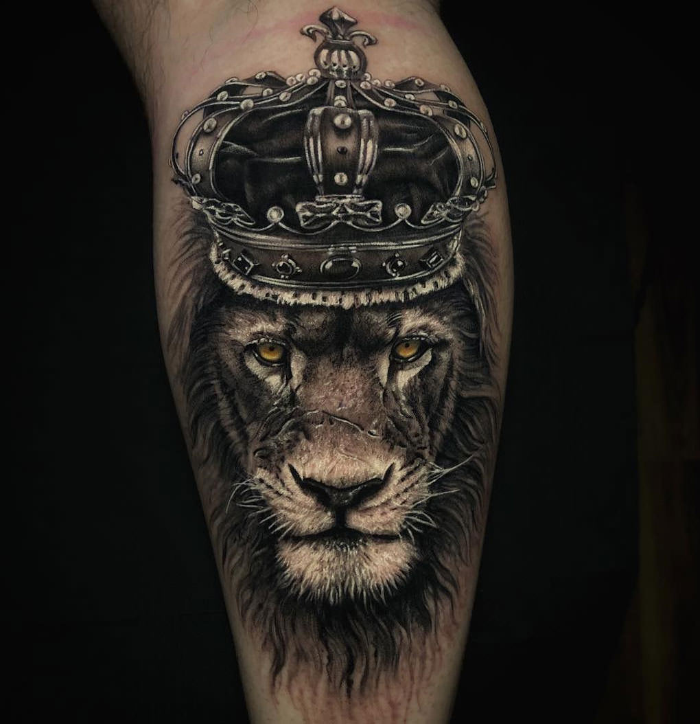 oroszlánkirály tetoválás