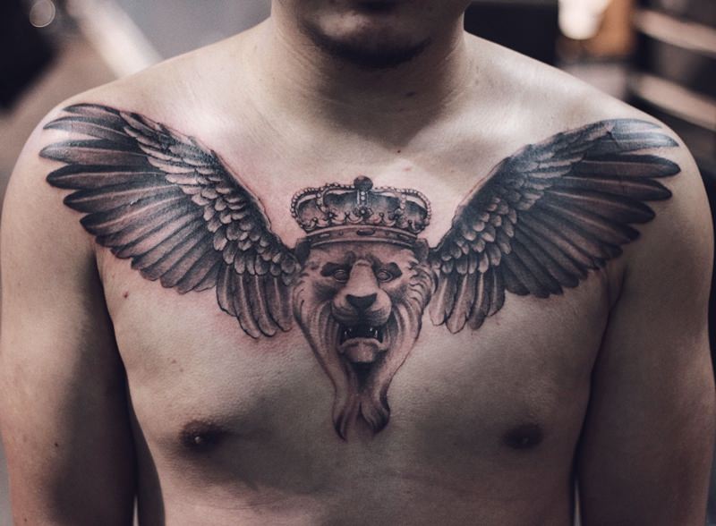 oroszlánszárny tetoválás