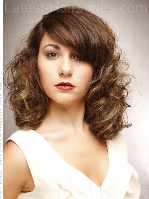 Retro pin up Bob pro ženy s oválnými tvářemi