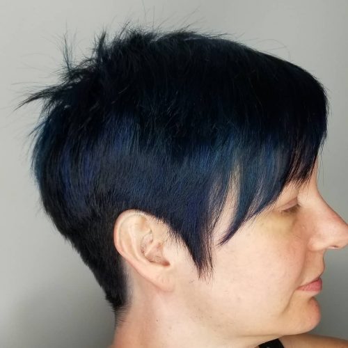 Černá až půlnoční modrá Ombre na krátkých vlasech