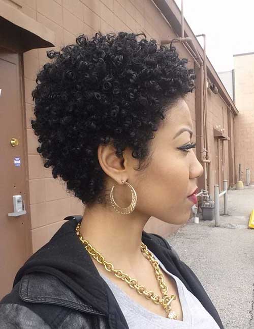 Siyah Kadınlar İçin Kısa Doğal Saç Kesimleri-15