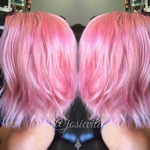 Kort rosa hår