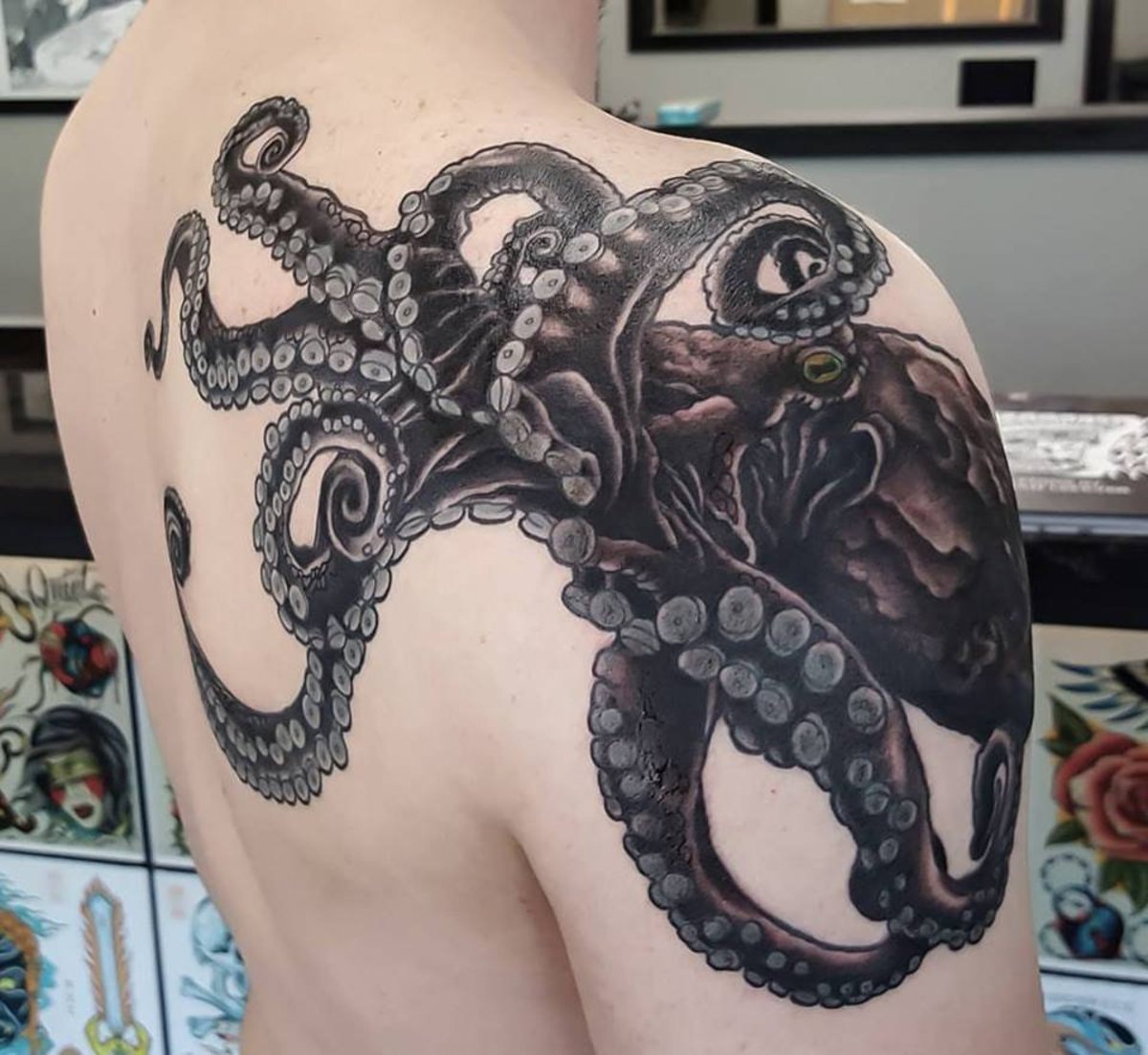 Polip tetoválás Adam Sky, Resolution Tattoo Studio, San Francisco