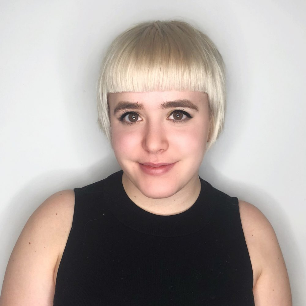 Platinum Textured Bob frisyre