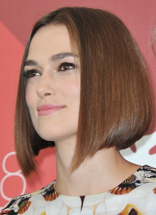 Keira Knightley'den Kısa Düz Bob Saç Modelleri