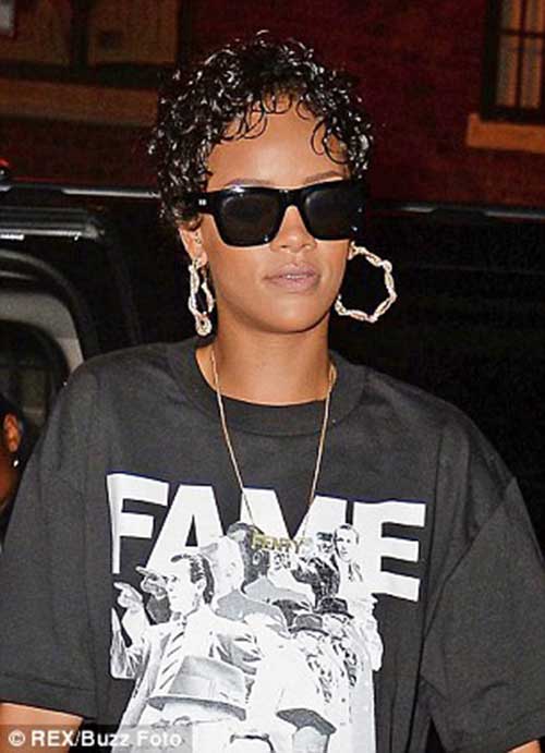 Rihanna Short Curly Hair-12