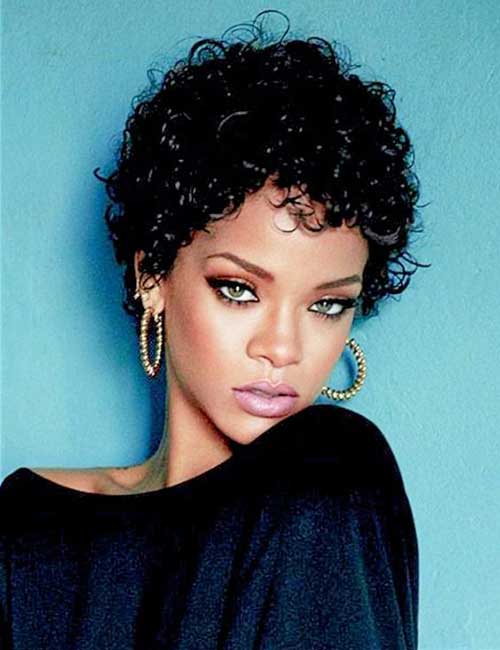 Rihanna Short Curly Hair-8