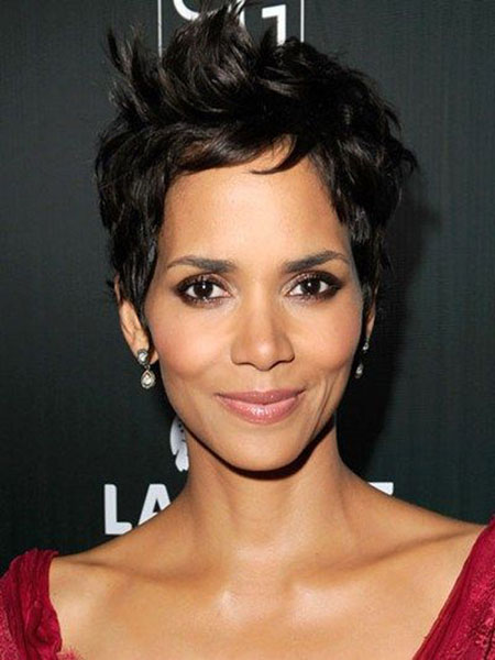 Halle Berry Pixie frisyre