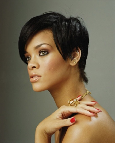 Rihanna rövid haj