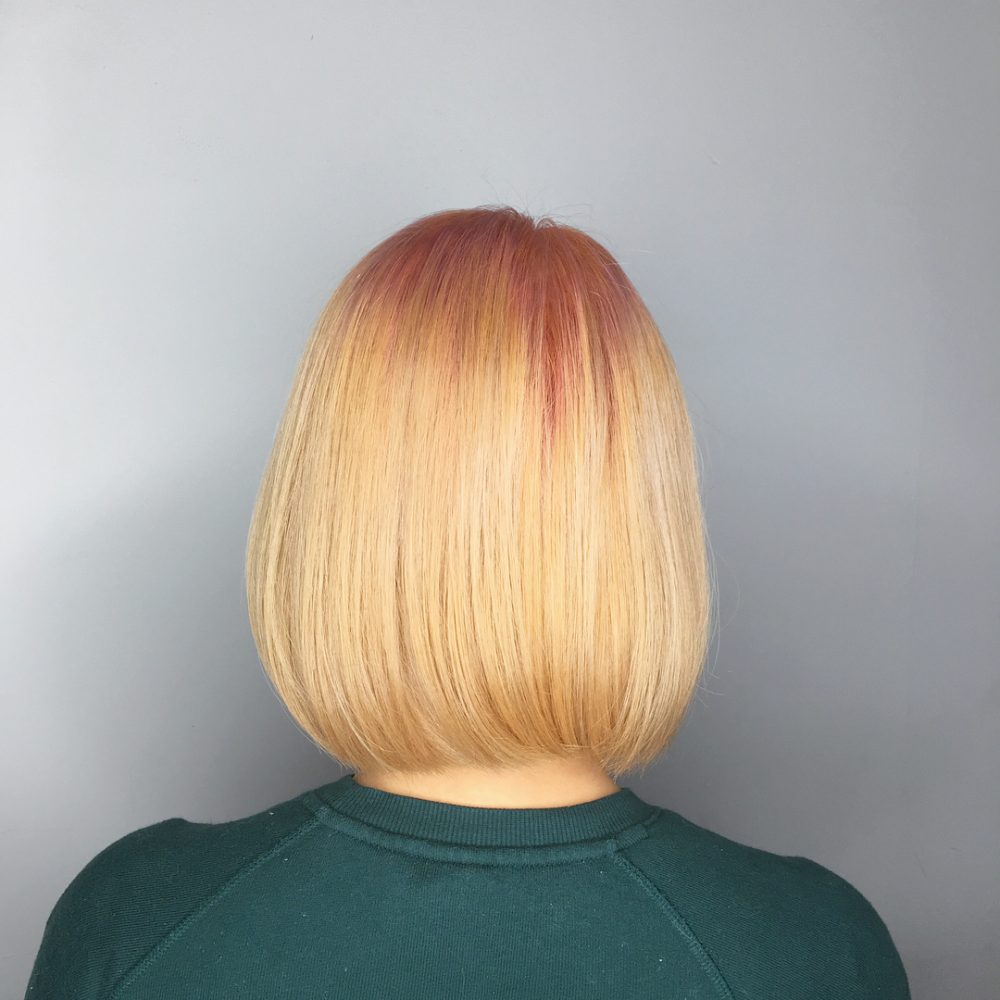 Subtle Reverse Peach Ombre pro ženy s krátkými vlasy