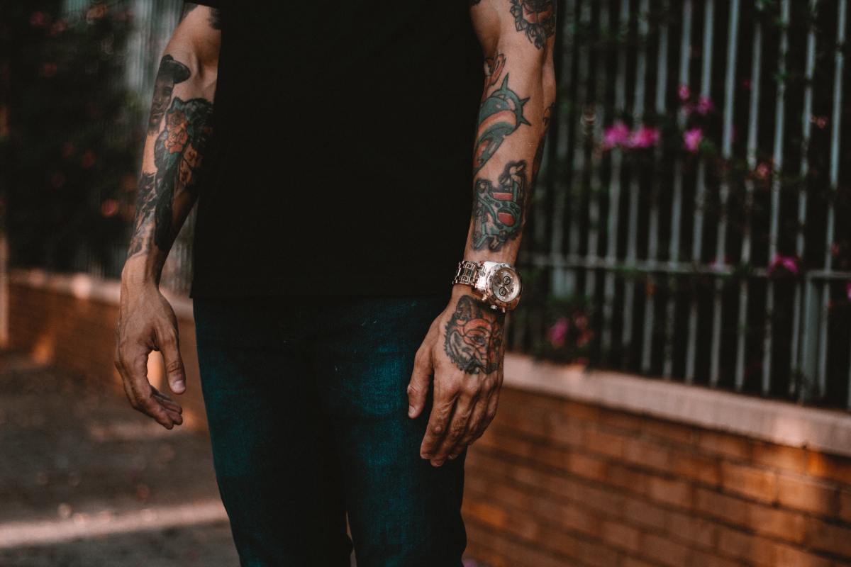 Les gjennom 9 ting du bør vite før du tatoverer.